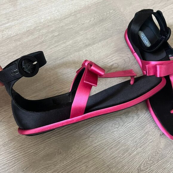 Prada Pink Satin Bow Flat Sandal Woman Size 39 Made in Italy Rare - Picture 4 of 12